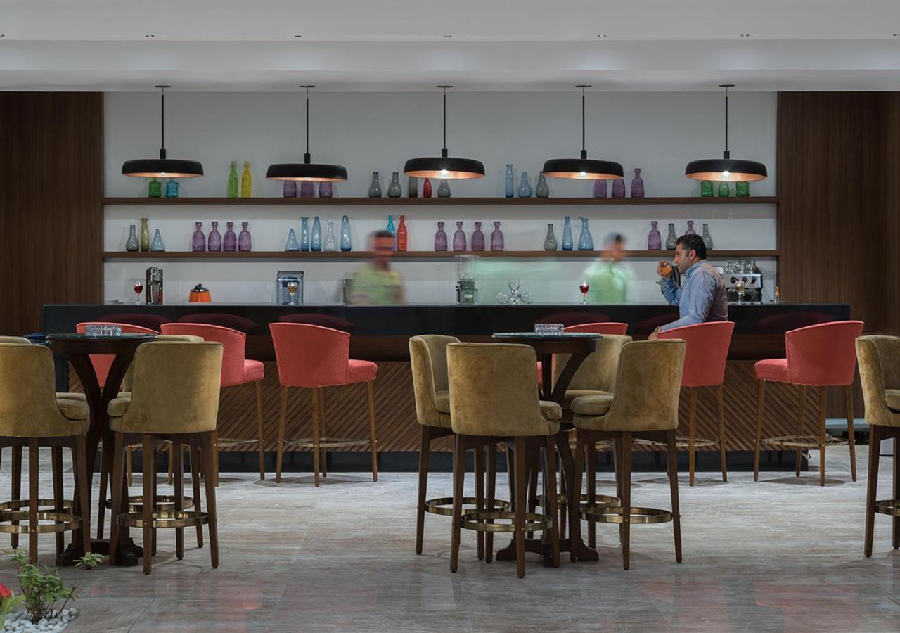 Crystal Inn Hotel - Alamein (Adults Only) El Alamein Luaran gambar The bar at the hotel